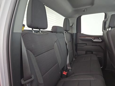 Certified 2023 Chevrolet Silverado 1500 LT AWD/4WD image 32
