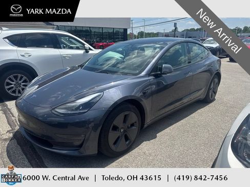 Used 2022 Tesla Model 3 Long Range AWD/4WD image 1