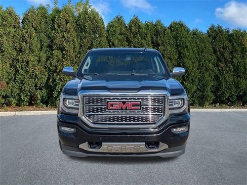 Used 2018 GMC Sierra 1500 Denali image 2