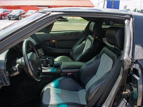 Used 1996 Chevrolet Corvette Coupe RWD image 14
