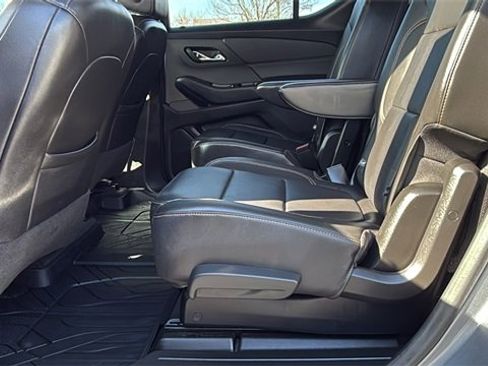 Used 2021 Chevrolet Traverse RS w/ LPO, Floor Liner Package image 25