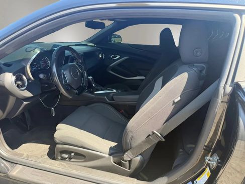 Used 2022 Chevrolet Camaro LT RWD image 24