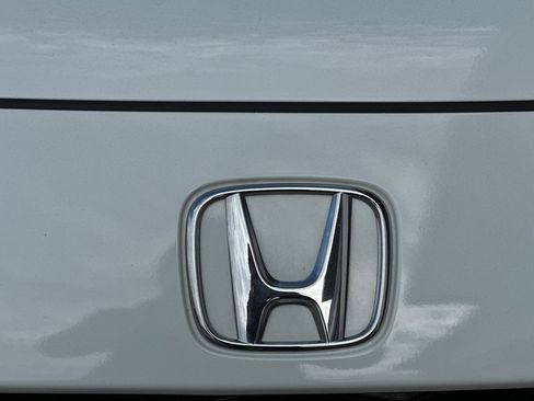 Used 2023 Honda HR-V EX-L image 38