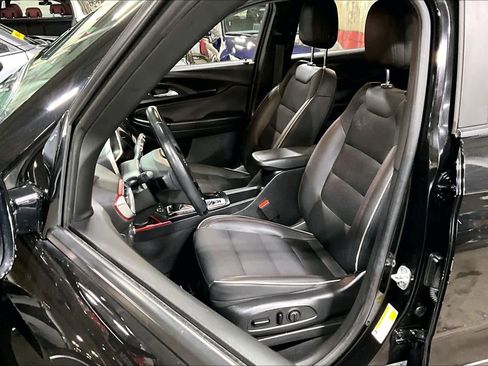 Used 2021 Chevrolet TrailBlazer RS w/ Sun and Liftgate Package image 8