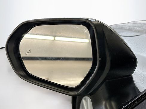 Used 2025 Toyota Camry LE image 16