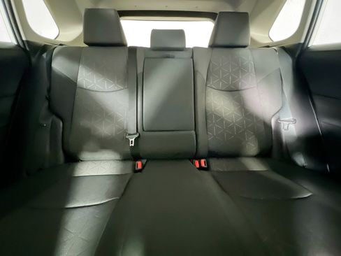Used 2025 Toyota RAV4 XLE w/ Convenience Package AWD/4WD image 32