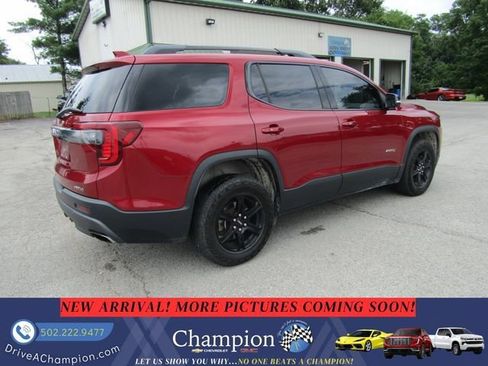 Used 2020 GMC Acadia AT4 w/ Driver Alert Package II AWD/4WD image 4