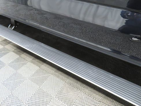 Used 2025 Ford F250 Platinum image 61