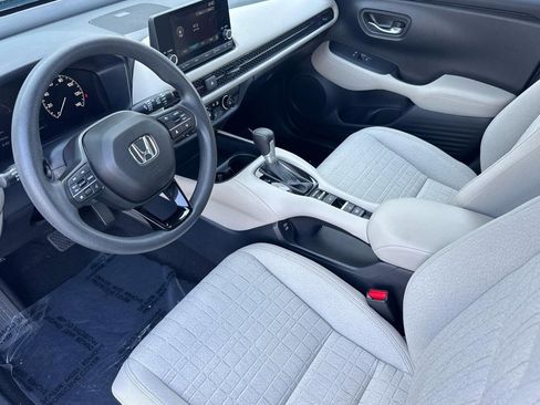 Certified 2024 Honda HR-V LX image 4