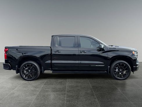 Used 2025 Chevrolet Silverado 1500 High Country w/ Midnight Edition AWD/4WD image 10