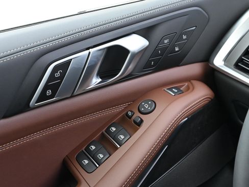 New 2026 BMW X5 xDrive40i w/ M Sport Package image 22