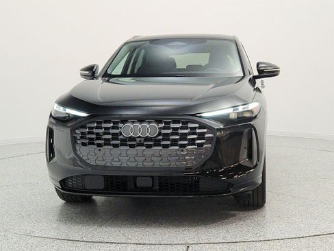 Used 2025 Audi Q5 Prestige AWD/4WD image 2