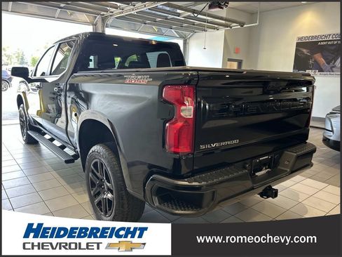 Used 2024 Chevrolet Silverado 1500 LT Trail Boss w/ Protection Package AWD/4WD image 5