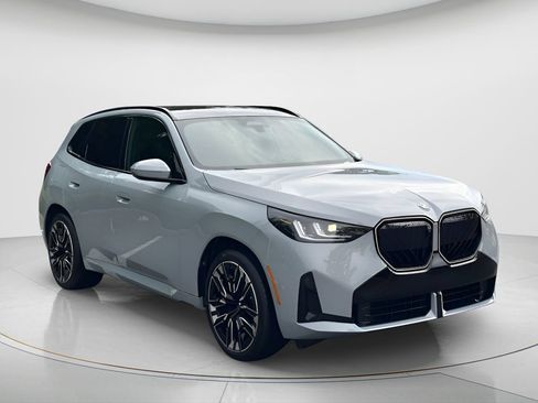 New 2026 BMW X3 xDrive30i w/ Premium Package AWD/4WD image 3