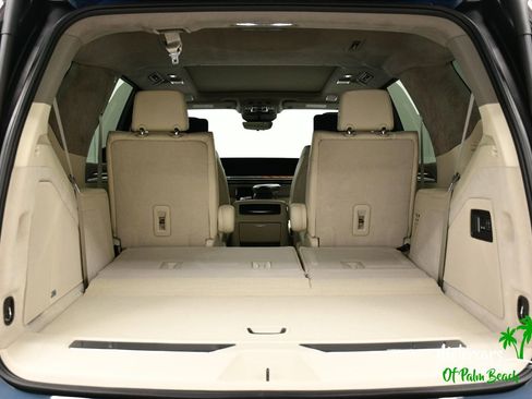 Used 2025 Cadillac Escalade Sport Platinum AWD/4WD image 13