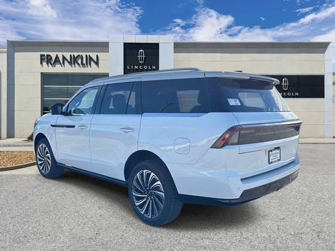 New 2026 Lincoln Navigator Black Label AWD/4WD image 5