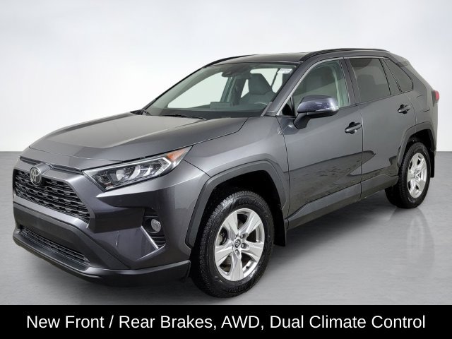 Used 2021 Toyota RAV4 XLE AWD/4WD image 7