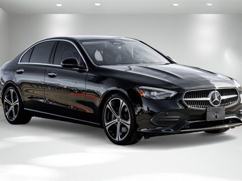 Used 2022 Mercedes-Benz C 300 Sedan w/ Exclusive Trim Package image 8