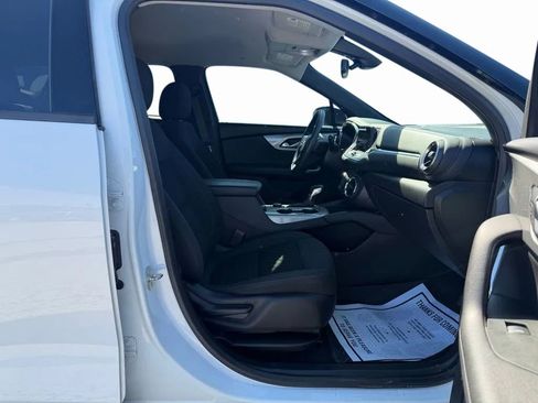 Used 2021 Chevrolet Blazer LT w/ Redline Edition image 8