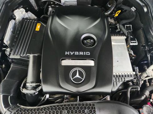 Used 2019 Mercedes-Benz GLC 350e 4MATIC image 42