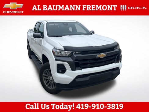 Used 2023 Chevrolet Colorado LT w/ LT Convenience Package II AWD/4WD image 1