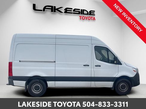 Used 2023 Mercedes-Benz Sprinter 144 Cargo w/ Acoustic Package image 7