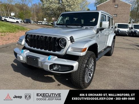 Used 2024 Jeep Wrangler High Altitude AWD/4WD image 1