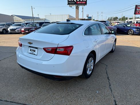 Used 2024 Chevrolet Malibu LS w/ Driver Confidence Package FWD image 5