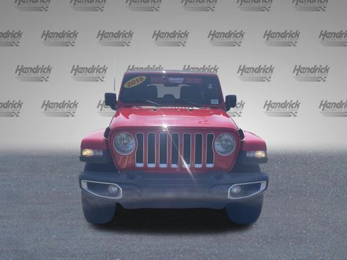 Used 2018 Jeep Wrangler Unlimited Sahara AWD/4WD image 3