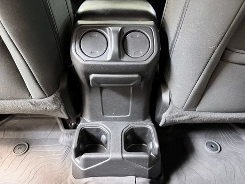 Used 2023 Jeep Wrangler Unlimited Sport AWD/4WD image 20
