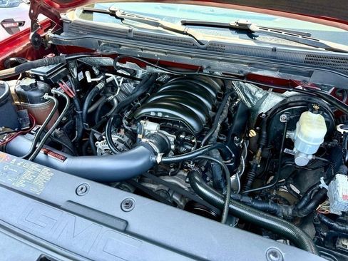 Used 2018 GMC Sierra 1500 SLT w/ SLT Premium Package image 7