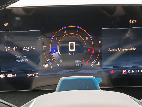 New 2026 Chevrolet Traverse Z71 w/ Enhanced Driving Package image 8