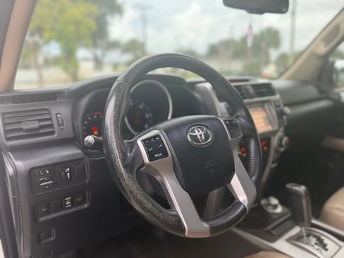 Used 2013 Toyota 4Runner Limited AWD/4WD image 15