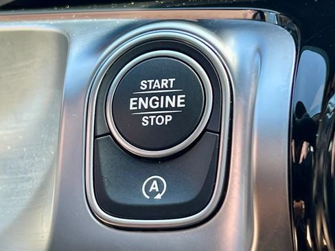 Certified 2022 Mercedes-Benz GLB 250 4MATIC image 47
