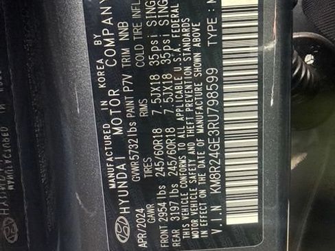 Used 2024 Hyundai Palisade SEL FWD image 12