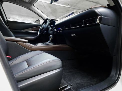 Used 2025 MAZDA CX-30 2.5 Turbo w/ Premium Plus Pkg image 36