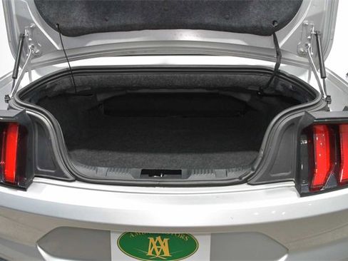 Used 2022 Ford Mustang Premium image 9