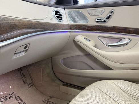 Used 2016 Mercedes-Benz S 550 Sedan image 34