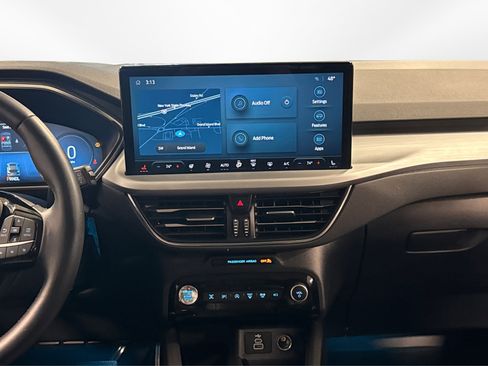 Used 2024 Ford Escape Platinum image 28