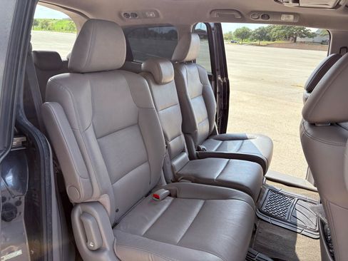 Used 2014 Honda Odyssey EX-L image 22
