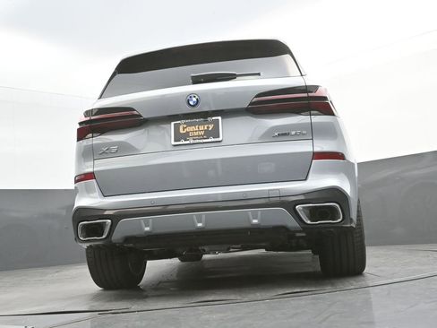 New 2026 BMW X5 xDrive50e image 51