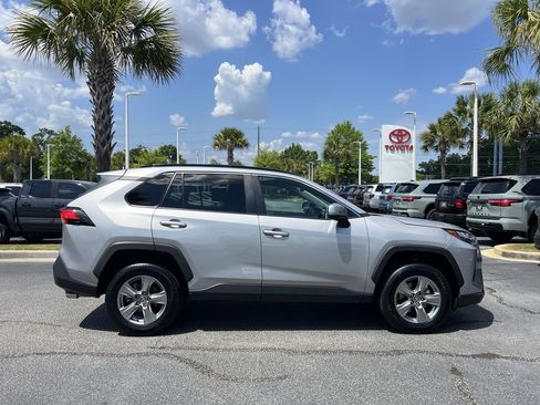 Used 2024 Toyota RAV4 XLE FWD image 11