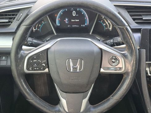 Used 2017 Honda Civic Touring image 15