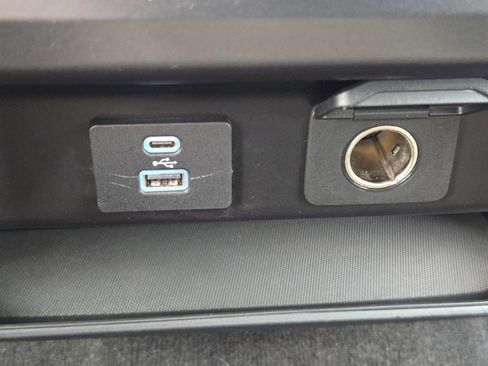 Certified 2021 Ford F150 XLT w/ Equipment Group 301A Mid image 29