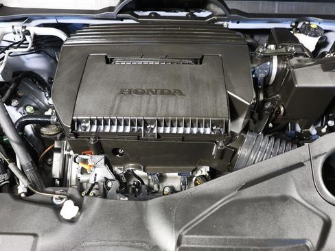 Used 2024 Honda Pilot Touring image 28
