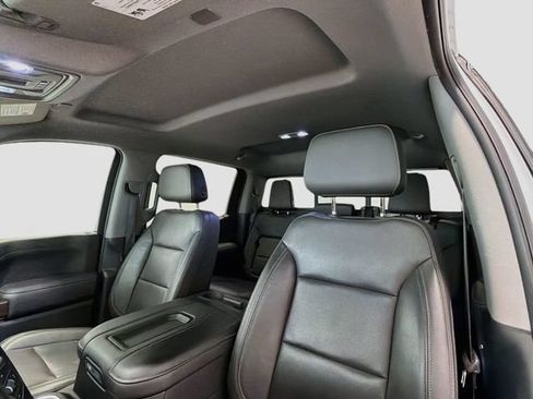 Used 2019 GMC Sierra 1500 SLT w/ SLT Premium Plus Package AWD/4WD image 19