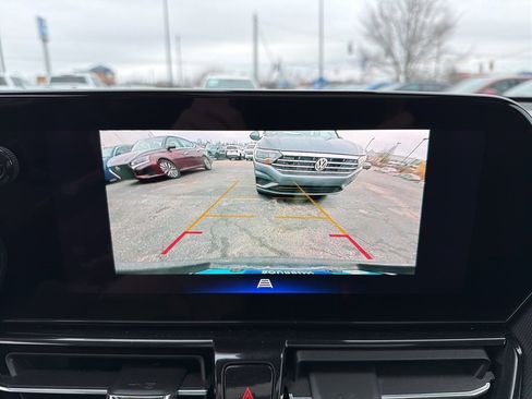 Used 2025 Chevrolet TrailBlazer RS w/ Convenience Package image 13