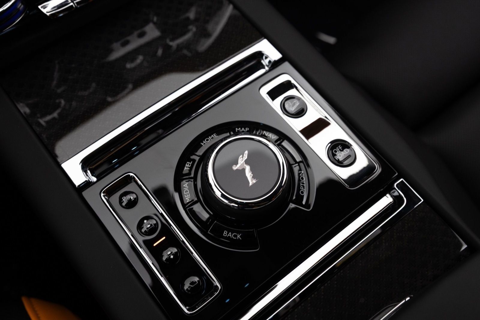 New 2027 Rolls-Royce Cullinan Black Badge AWD/4WD image 37
