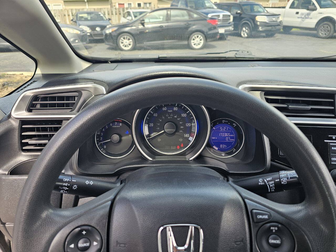 Used 2017 Honda Fit LX image 15