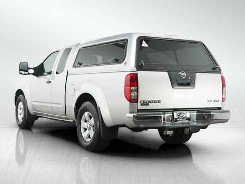 Used 2011 Nissan Frontier SV w/ SV Premium Utility Pkg AWD/4WD image 3